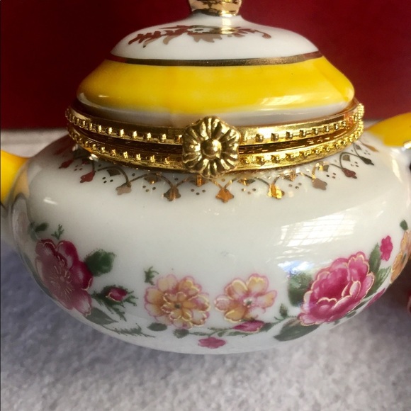 Mini Teapot Classic Italian Ceramic Collectible Decor - Picture 6 of 8